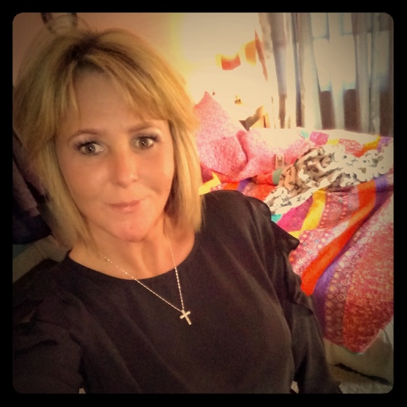 Meet your Posher, Rannae - Picture 1 of 2